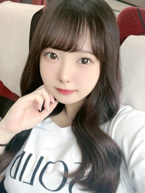 エミル【超ドエロボディに釘付け】4