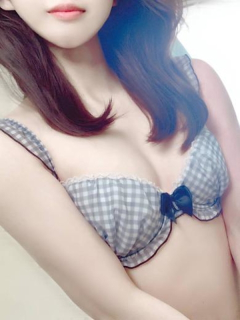 アスカ【笑顔・愛嬌当店NO.1】4