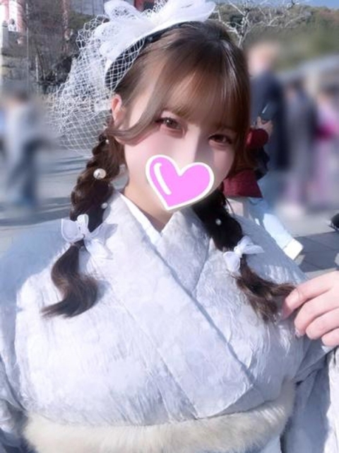 ミウ【マホちゃんと3P可能♪】3