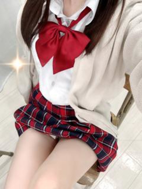 クルミ【清純無垢なアイドル系】3