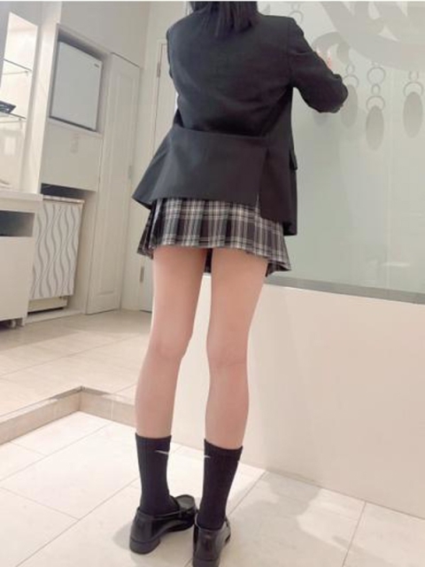 ユイ【やりすぎ♡黒髪スレンダー】4