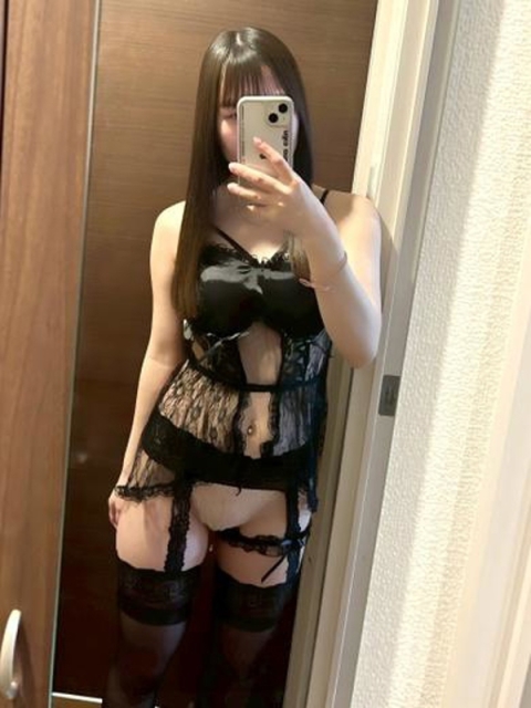 ユノン【潮吹きしちゃいます♡】3