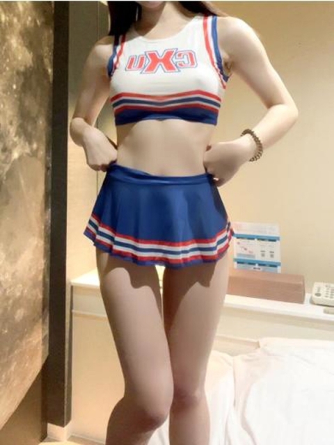 シホ【肉食系美女の超濃厚フェラ】4