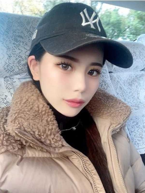 福井CLUB CHELSEA（クラブ チェルシー） カナミ